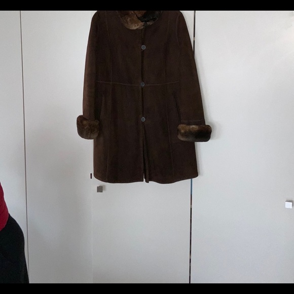 Shearling coat - Picture 1 of 1